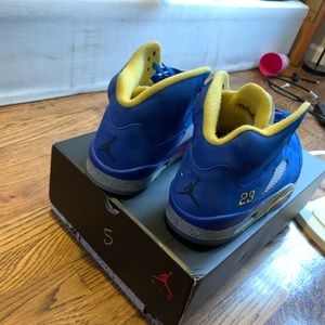 Jordan 5 “laney”